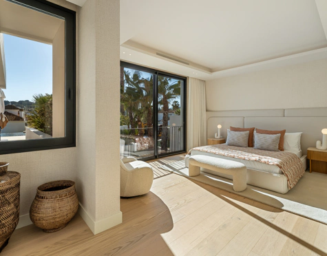 Villa en venta en Aloha, Nueva Andalucia