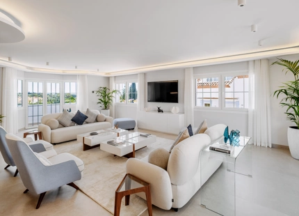 IMPRESIONANTE ÁTICO DÚPLEX DE 5 DORMITORIOS EN NUEVA ANDALUCÍA