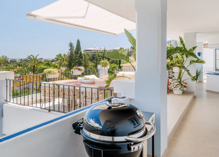 IMPRESIONANTE ÁTICO DÚPLEX DE 5 DORMITORIOS EN NUEVA ANDALUCÍA