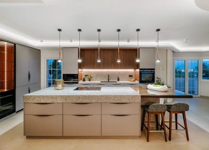 IMPRESIONANTE ÁTICO DÚPLEX DE 5 DORMITORIOS EN NUEVA ANDALUCÍA