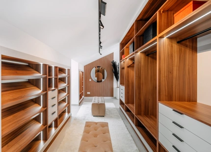 IMPRESIONANTE ÁTICO DÚPLEX DE 5 DORMITORIOS EN NUEVA ANDALUCÍA