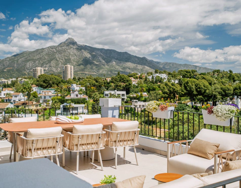 Duplex Penthouse for sale in Las Lolas, Nueva Andalucia