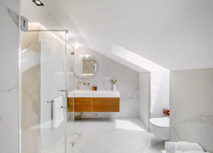 IMPRESIONANTE ÁTICO DÚPLEX DE 5 DORMITORIOS EN NUEVA ANDALUCÍA