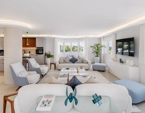 Duplex Penthouse for sale in Las Lolas, Nueva Andalucia