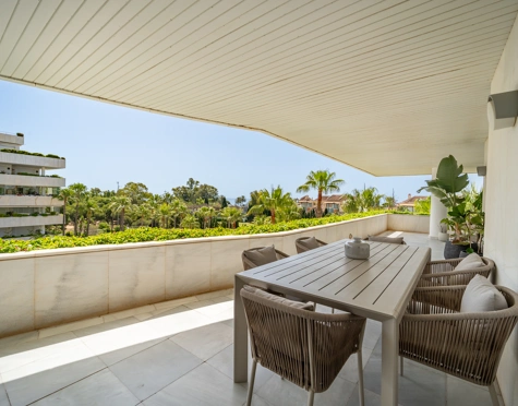 Apartamento en venta en El Embrujo Banús, Marbella - Puerto Banus