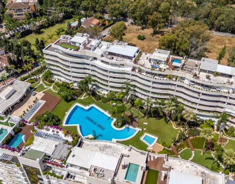 Apartamento en venta en El Embrujo Banús, Marbella - Puerto Banus