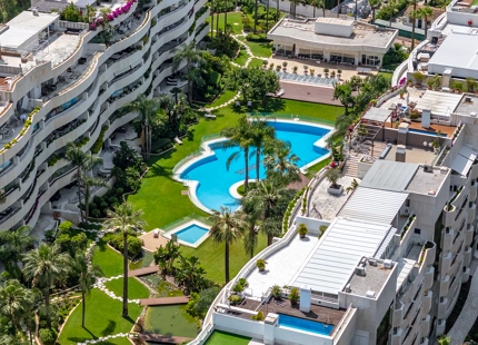 Exclusivo apartamento en la playa junto a Puerto Banus