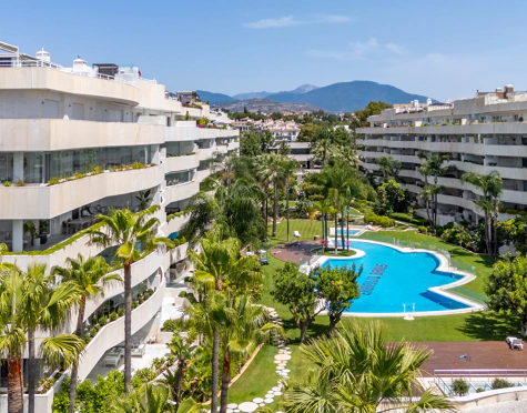 Apartamento en venta en El Embrujo Banús, Marbella - Puerto Banus