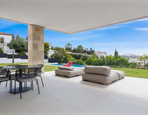 Villa en venta en La Alqueria, Benahavis