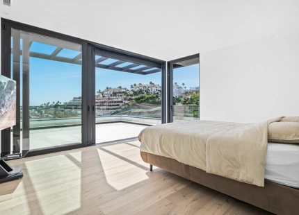 VILLA NUEVA EN LA ALQUERÍA, BENAHAVÍS