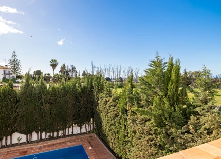 CHARMING FAMILY TOWNHOUSE IN SAN PEDRO DE ALCANTARA