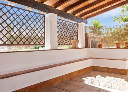CHARMING FAMILY TOWNHOUSE IN SAN PEDRO DE ALCANTARA