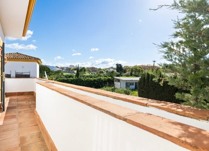 CHARMING FAMILY TOWNHOUSE IN SAN PEDRO DE ALCANTARA
