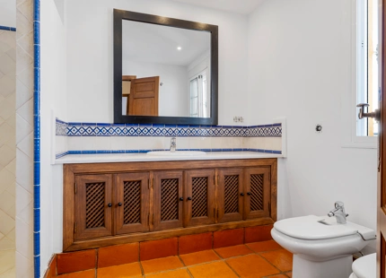 CHARMING FAMILY TOWNHOUSE IN SAN PEDRO DE ALCANTARA