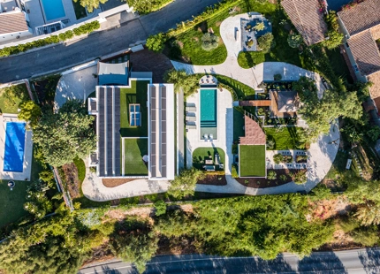 EXTRAORDINARY VILLA WITH A HUGE PLOT IN BENAHAVIS