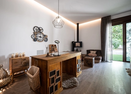 EXTRAORDINARY VILLA WITH A HUGE PLOT IN BENAHAVIS