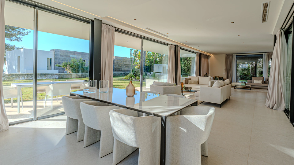 Villa en alquiler a corta temporada en Rocio de Nagüeles, Marbella Golden Mile