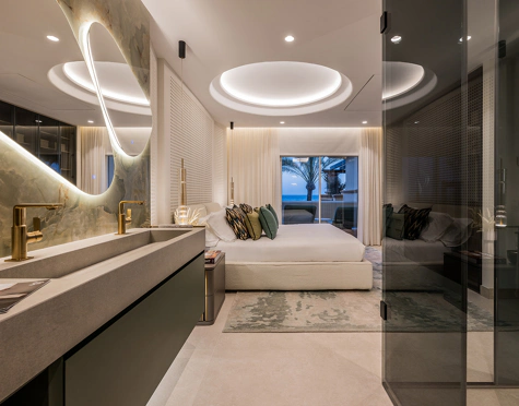 Apartment for sale in Rio Real, Marbella Este