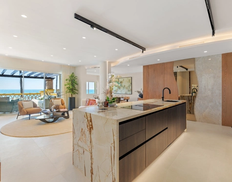Apartment for sale in Rio Real, Marbella Este