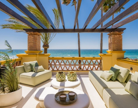 Apartment for sale in Rio Real, Marbella Este