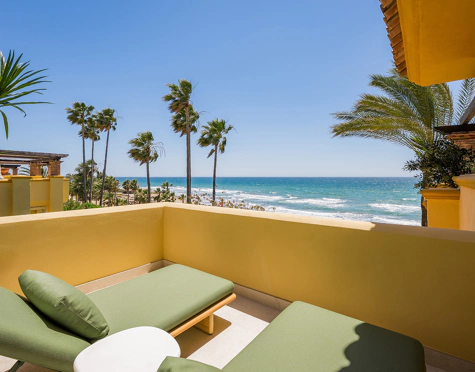 Apartment for sale in Rio Real, Marbella Este