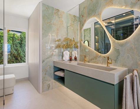 Apartment for sale in Rio Real, Marbella Este