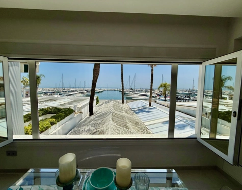Apartamento en venta en Marbella - Puerto Banus