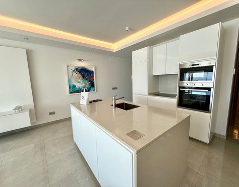 Apartamento en venta en Marbella - Puerto Banus