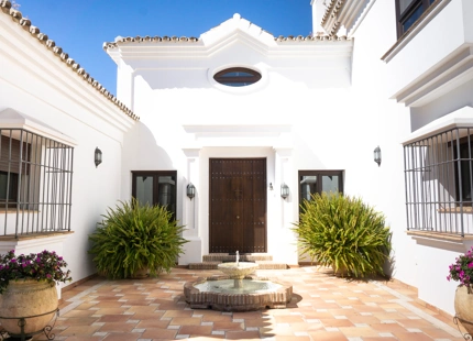 ENCANTO VILLA DE GOLF CON VISTAS PANORÁMICAS AL MAR