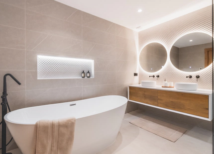 ELEGANTE APARTAMENTO DE 4 DORMITORIOS EN VENTA EN NUEVA ANDALUCÍA