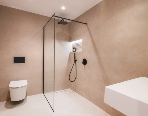 Apartamento en venta en Country Club Las Brisas, Nueva Andalucia