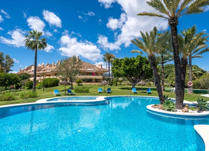 ELEGANTE APARTAMENTO DE 4 DORMITORIOS EN VENTA EN NUEVA ANDALUCÍA