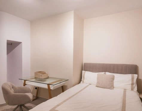 Apartamento en venta en Country Club Las Brisas, Nueva Andalucia