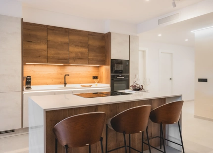 ELEGANTE APARTAMENTO DE 4 DORMITORIOS EN VENTA EN NUEVA ANDALUCÍA