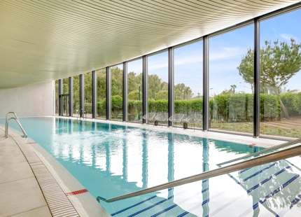 EXCEPTIONAL 3-BEDROOM APARTMENT IN ESTEPONA WEST FOR SALE