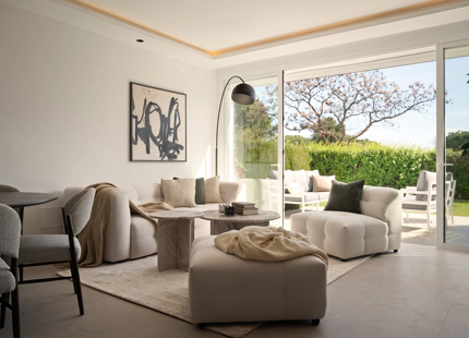 EXCEPTIONAL 4-BEDROOM TOWNHOUSE FOR SALE IN NUEVA ANDALUCÍA