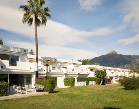 Town House for sale in Nueva Andalucia, Marbella
