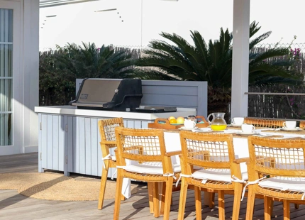 STUNNING 4-BEDROOM VILLA FOR SALE IN BENAHAVÍS