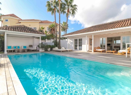 STUNNING 4-BEDROOM VILLA FOR SALE IN BENAHAVÍS