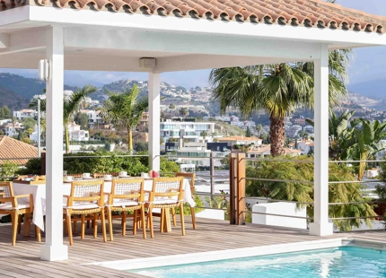 STUNNING 4-BEDROOM VILLA FOR SALE IN BENAHAVÍS