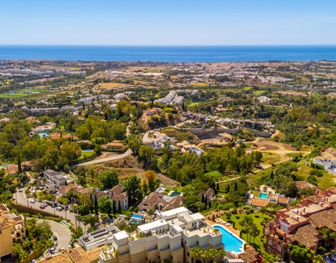 Apartment for sale in La Quinta, Benahavis