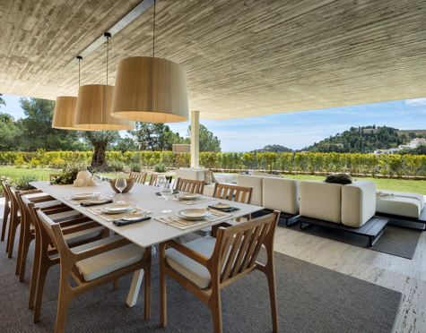 Villa for sale in El Madroñal, Benahavis