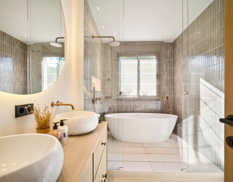Villa for sale in Nueva Andalucia, Marbella