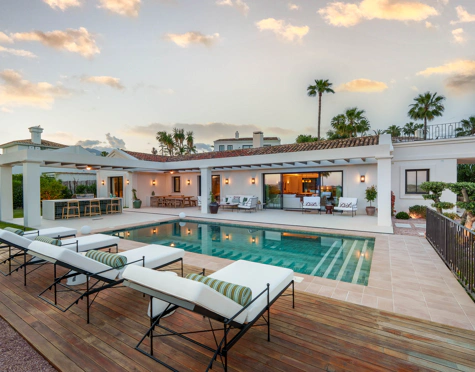 Villa for sale in Nueva Andalucia, Marbella