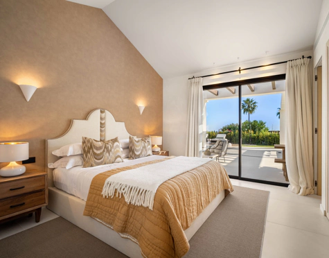 Villa for sale in Nueva Andalucia, Marbella