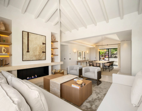 Villa for sale in Nueva Andalucia, Marbella