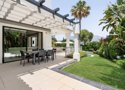 PRIVATE VILLA IN THE HEART OF NUEVA ANDALUCIA