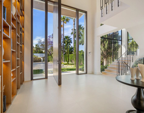 Villa en venta en Los Naranjos, Nueva Andalucia