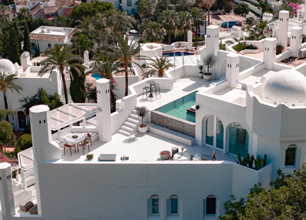 PANORAMIC DUPLEX PENTHOUSE WITH PRIVATE POOL ON THE GOLDEN MILE HILLS