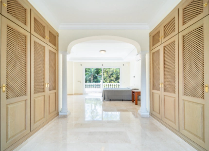 VILLA TIPICA ANDALUZA JUNTO AL MAR EN ESTEPONA ESTE